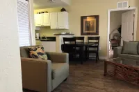 Madeira Beach Condo near John's Pass