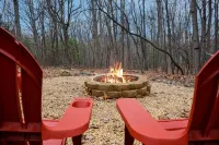 Private Spacious Mountain Top Retreat:3BRs+Bonus Room, Fire Pit