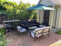 NEW modern, spacious, beautiful 페어 오크스 스퀘어 쇼핑센터 주변 호텔