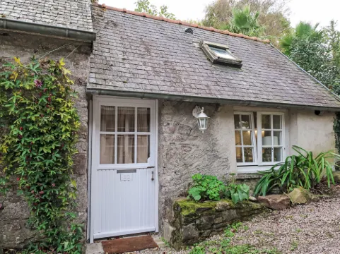 Gwenn Tiny House Hotels in Paimpol