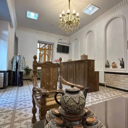 Munis Hotel Отели рядом с достопримечательностью «Памятник Ходже Насреддину»