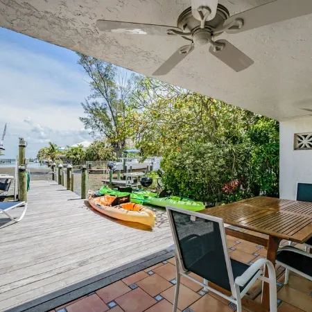 Our Waterfront Home Is All Ready Just for You!Vrc16-000016