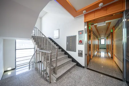 Gimcheon Miracle Отели рядом со станцией Gimcheon-Yeog