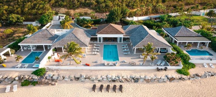 La Perla Bianca - 1 Br Beachfront Luxury Villa Offering Utmost Privacy Hotels in Collectivity of Saint Martin