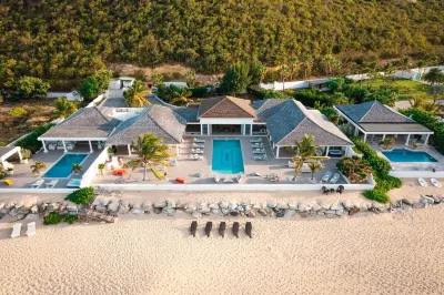 La Perla Bianca - 1 Br Beachfront Luxury Villa Offering Utmost Privacy