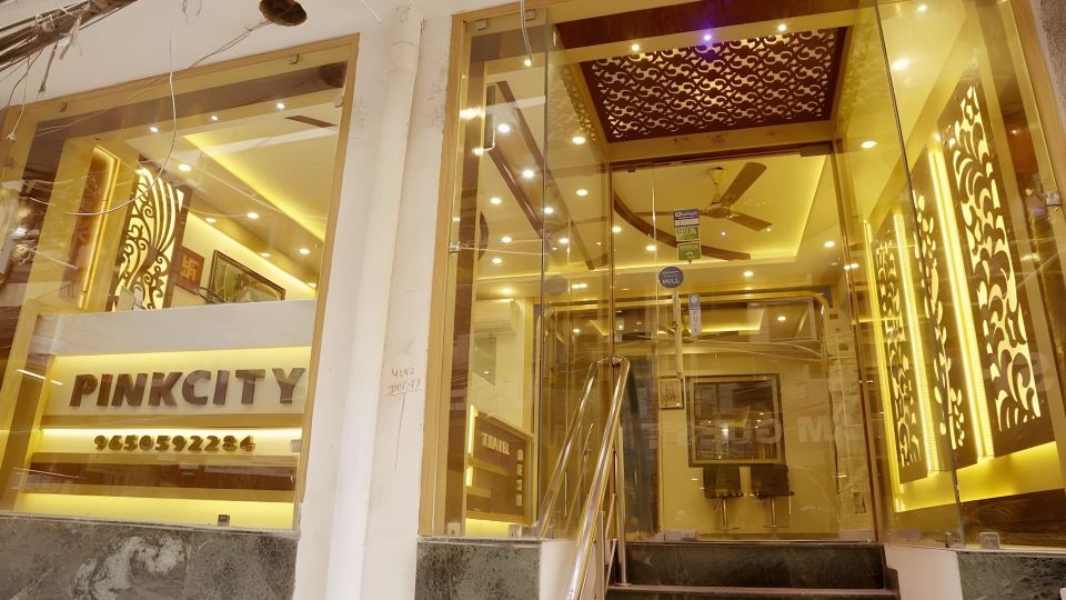Hotel Pink City