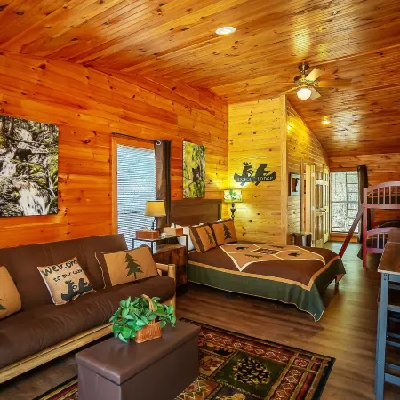 Bigfoot Lodge Room One