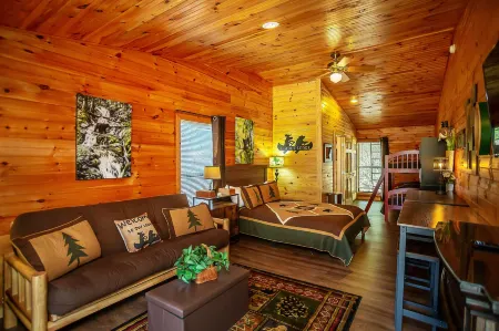 Bigfoot Lodge Room One