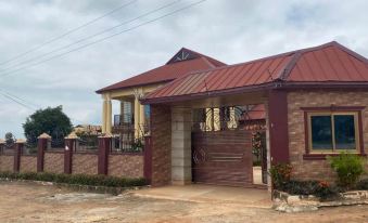 Beautiful 2-Bed Apartment in Kumasi