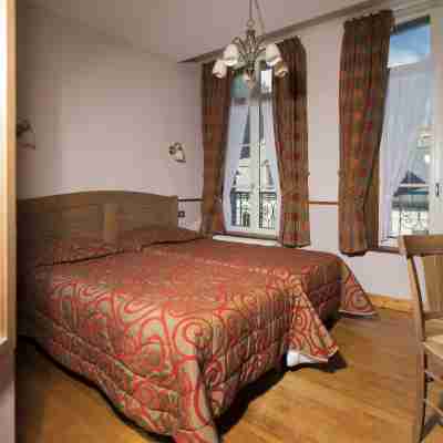 Hôtel de Calais Rooms