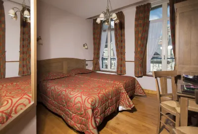Hôtel de Calais Hotels in der Nähe von Vue Panoramique du Tréport
