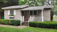 Cozy Creek Cottages - 3-Star
