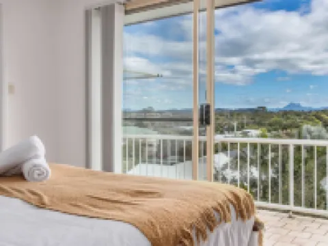 Mountain Views on Marine Parade