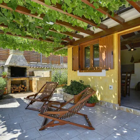 Villa in Peroj with Pool
