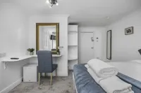 Upper Rock Brighton - Guest House