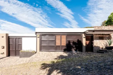 Casa Azul Lakeview Terrace Retreat in Avándaro Отели рядом с достопримечательностью «El Ángel»