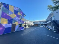 เอสเซนซ์ เอ็กซ์เพรส อลิซาเบธ อีดับเบิลยูอาร์ แอร์พอร์ต