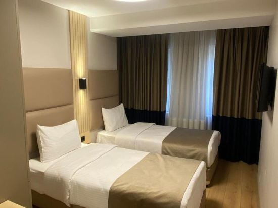 Otel YENİ Kapi