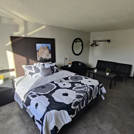 The Suite Inn