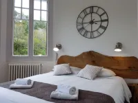 Hôtel des Grottes