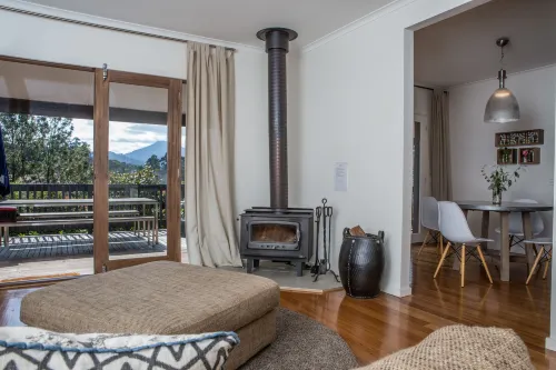 Furmston House & Studio - Homestays