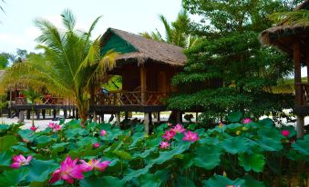 Palm Beach Bungalow Resort