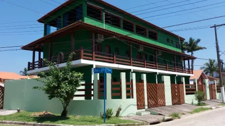 Oásis Pousada Отели в г. Бертиога