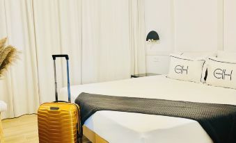Cih Apartments