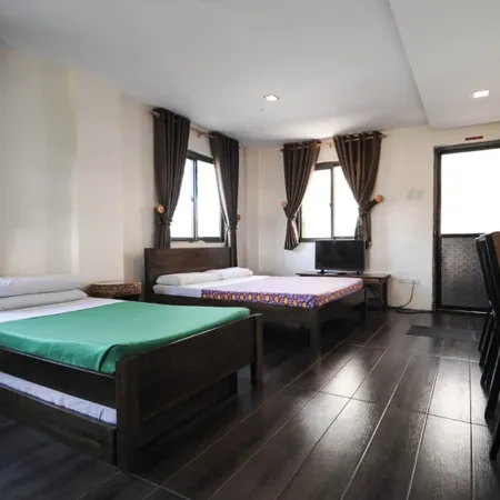 Pine Breeze Cottages