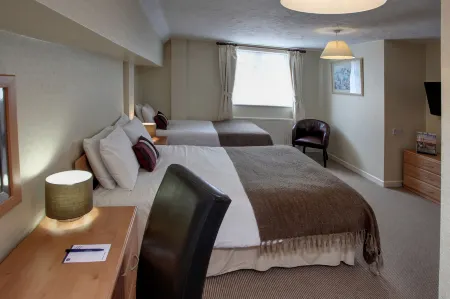 Pettifers Freehouse Hotel Отели в г. Сейнт Пол Малмсбери Витхаут