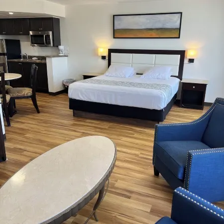 Flamingo Inn Beachfront - Daytona Beach Отели рядом с достопримечательностью «Торговый центр Destination Daytona»
