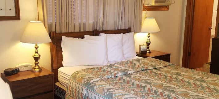 Out West Motel Hotels in Umatilla County