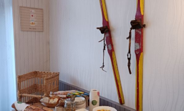 Monts et Rêves - Housity