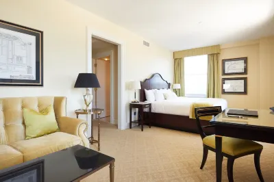 Hotel Settles Hotels near College Park Shopping Center