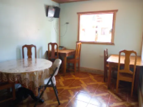 人民小屋 維赫港酒店