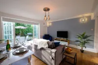 Riverwalk Apartment One Hotels in Datchet