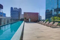 Qoya São Paulo Paulista, Curio Collection by Hilton - Pools