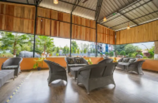 Summit Green Lake Tea Resort & Spa