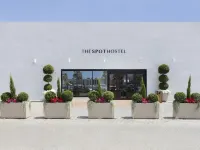 The Spot Hostel Hotels near شاطئ غوردون