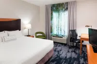 Fairfield Inn & Suites Wilmington/Wrightsville Beach Hotels in New Hanover County