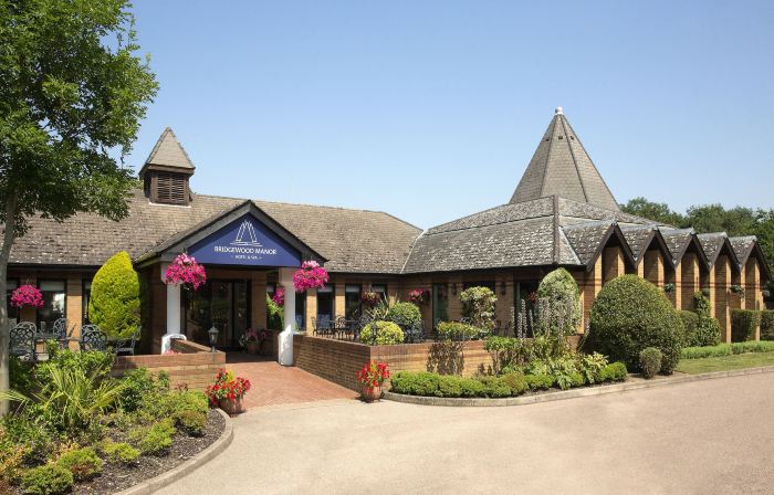 Bridgewood Manor Hotel & Spa
