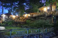 Borneo Tree House Hotels in Tuaran