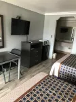 SouthTown S.A. Inn