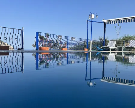 Lavanta Butik Otel Turunc Hotel a Turunç