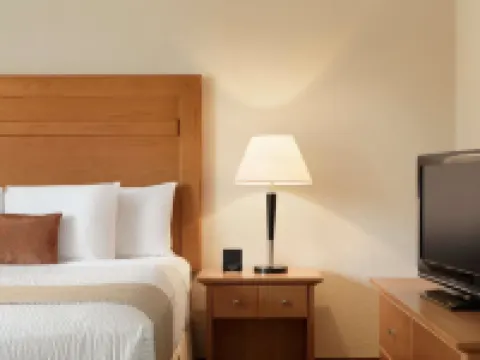 Days Inn by Wyndham Edmonton Downtown โรงแรมในเอ็ดมอนตัน