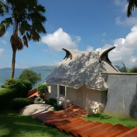 The Blue Sky Resort@Ranong