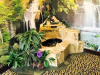 Royala Inn Hotels in Montebello