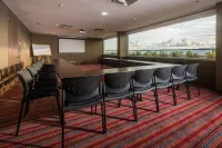 Hampton by Hilton Bucaramanga Отели в г. Букараманга