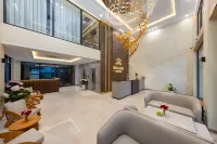 Cat Ba Wistaria Hotel - Pool & Massage فنادق في Cát Hải