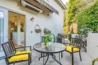 Expansive Ocean Views and Relaxing Hot Tub - Stunning Coastal Haven